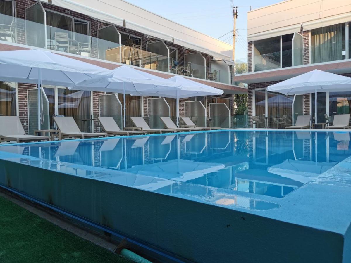 Hotel Capital Lux Nydri (Lefkada) Esterno foto